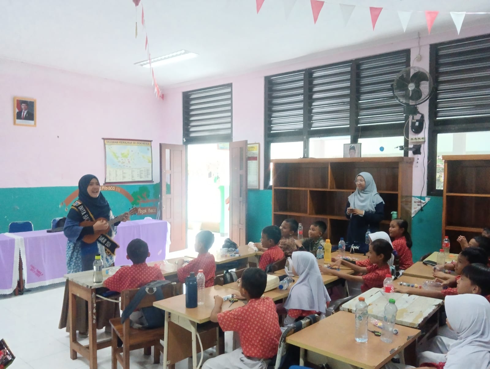 CARIRU Bersama Duta Baca Jakarta Timur : Ekoliterasi Untuk Kebaikan Bumi Di SDN Makasar 07 Pagi